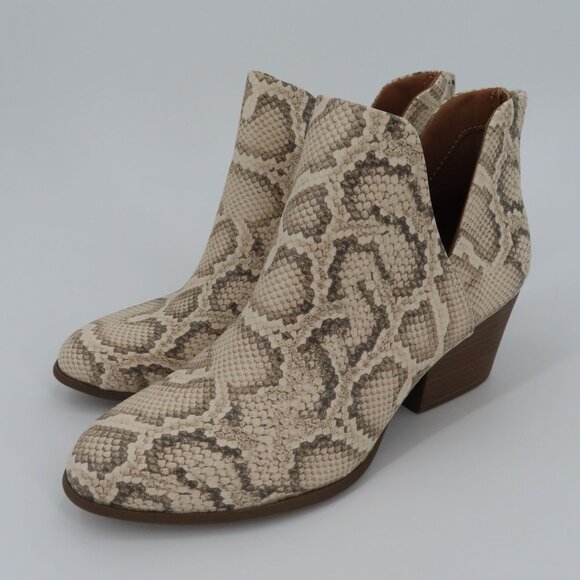 SO Womens 8 BARB Bone Snake Print Faux Leather Cut Out Ankle Booties Boots NEW - Picture 14 of 14